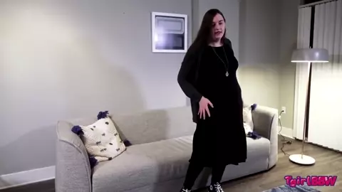 Tgirl BBW – Have Fun With Kindred Skeleton!