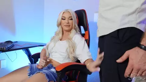 TransAngels – Aubrey Kate – Gamer Girl Gone Wrong