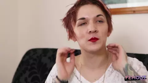 Femout.xxx – Aussie Beauty River Makes Her Debut!