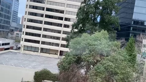 Naomimoan - Cumming in my hotel window for everyone outside to see