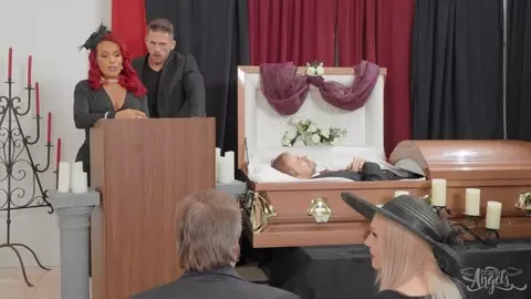 FOXXY & ROMAN TODD - Fuckery At The Funeral (08 04 2022) Trans Angels