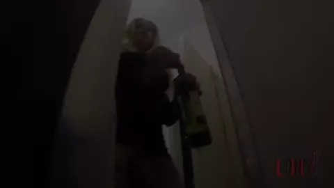 Lohanny Brandao Pissing Feed Her Slave