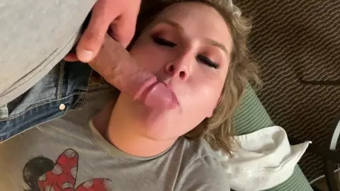 trans wife giving great head