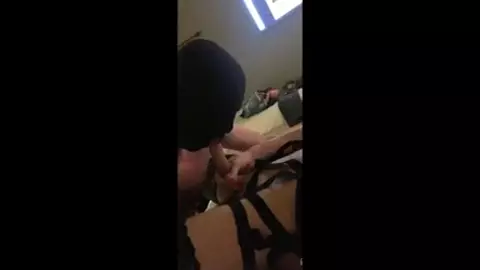 Shemale Cinthiya fucks a guy like riding a horse in bed.