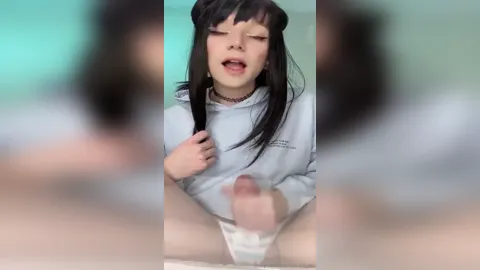 Cute Lunluns Cumming On You