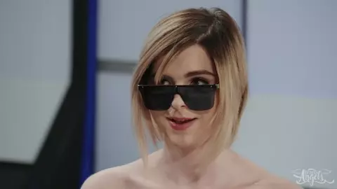 Kat Dior And Ella Hollywood - Even Androids Get The Blues