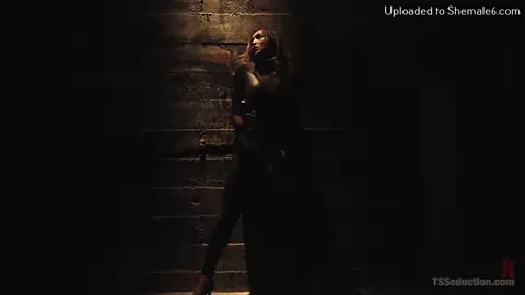 Yasmin Lee Holds And Fucks Him In Underground Army Bunker