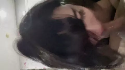 Viredesire The Sucking Queen I Love Gagging On Cum At The End