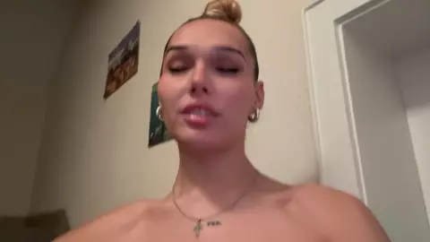 Sadputa slut blows her dealer and gets pounded on